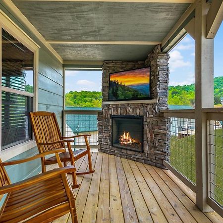 Osprey Nest Cottage Modern New Cabin Пиджен-Фордж Экстерьер фото