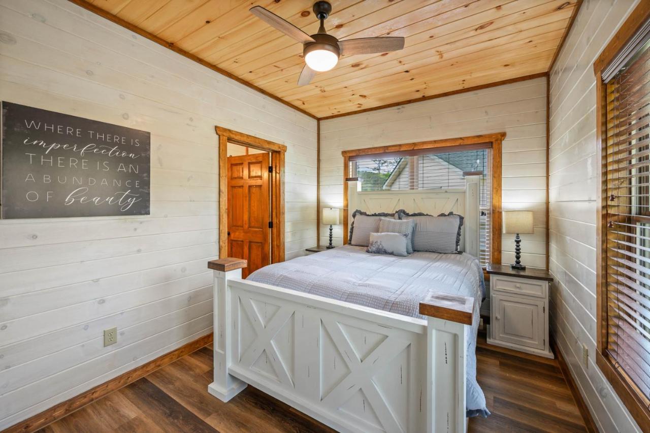 Osprey Nest Cottage Modern New Cabin Пиджен-Фордж Экстерьер фото