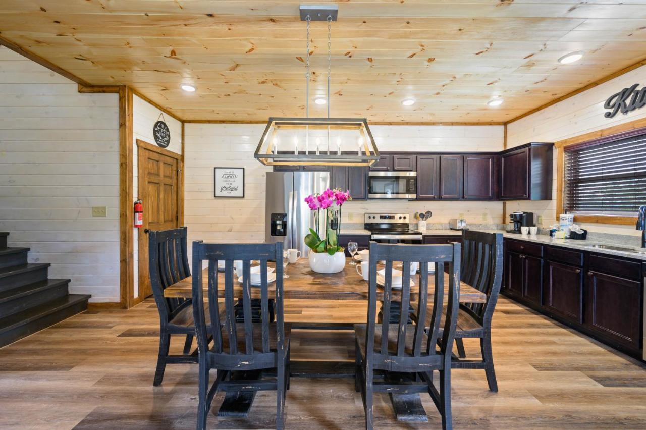 Osprey Nest Cottage Modern New Cabin Пиджен-Фордж Экстерьер фото