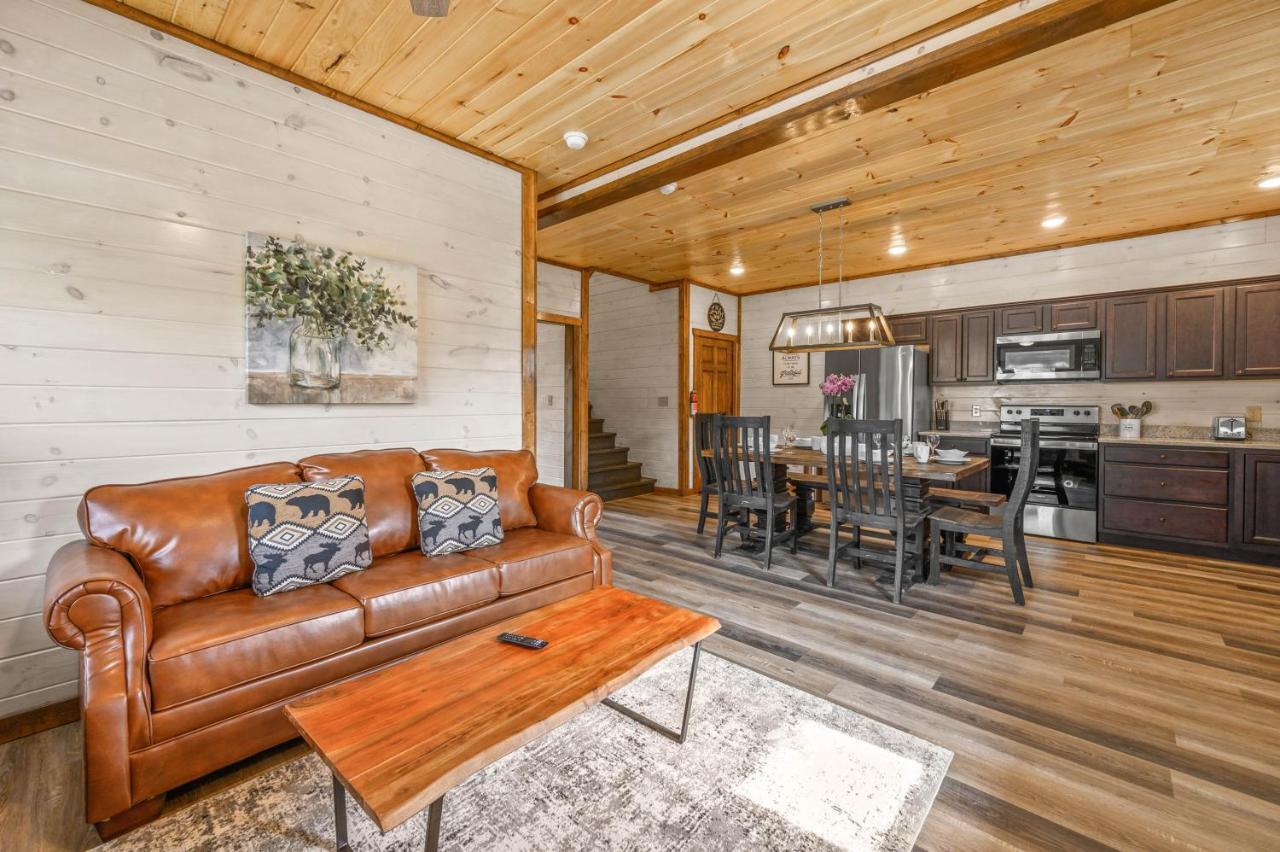 Osprey Nest Cottage Modern New Cabin Пиджен-Фордж Экстерьер фото