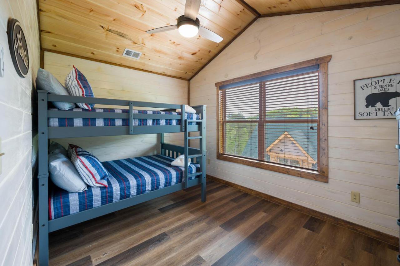 Osprey Nest Cottage Modern New Cabin Пиджен-Фордж Экстерьер фото