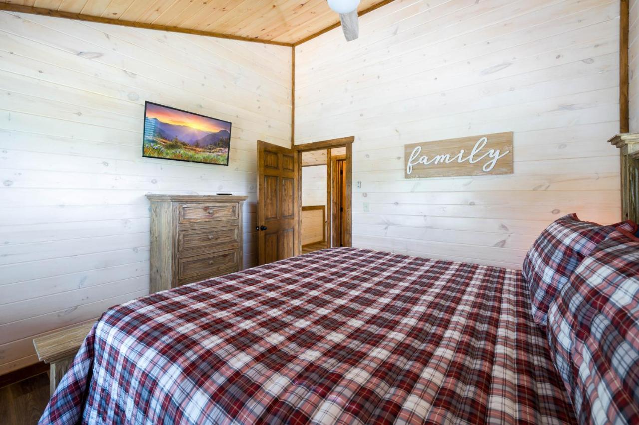 Osprey Nest Cottage Modern New Cabin Пиджен-Фордж Экстерьер фото